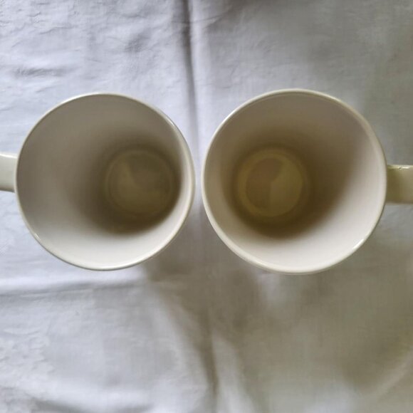 Pair of Blockbuster Rocky and Bullwinkle mugs - Picture 3 of 6